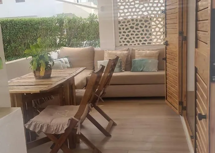 Charming Oceanfront Διαμέρισμα Les Deveses