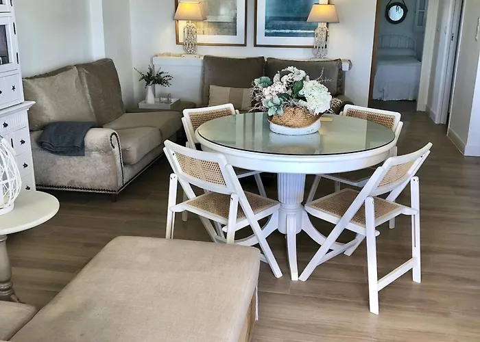 Διαμέρισμα Charming Oceanfront Les Deveses