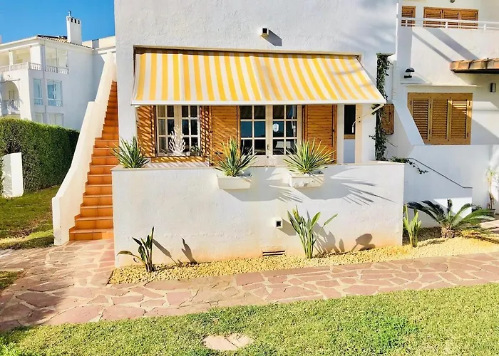 Charming Oceanfront Διαμέρισμα Les Deveses