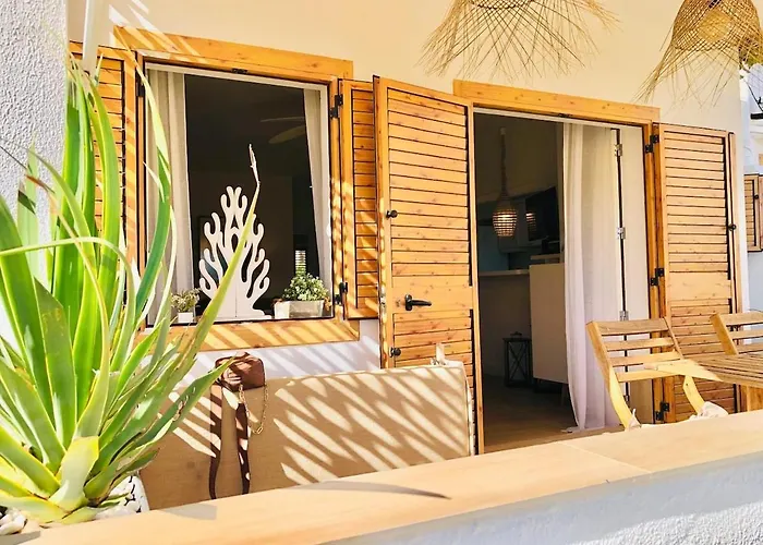 Διαμέρισμα Charming Oceanfront *