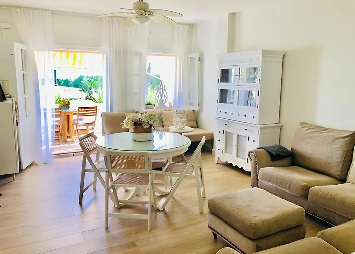 Διαμέρισμα Charming Oceanfront